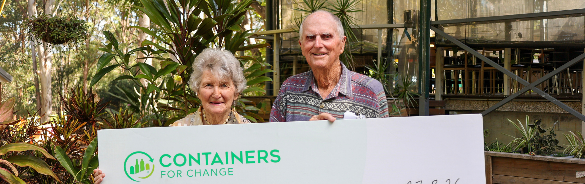 Sunshine Coast couple turns containers into $20,000 donation for local cancer care | Containers for Change Queensland